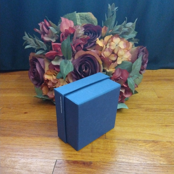 Swarovski Crystal I Love You Kris Bear w/ Pink Heart Balloon & Stand Plate & Box - Picture 11 of 16